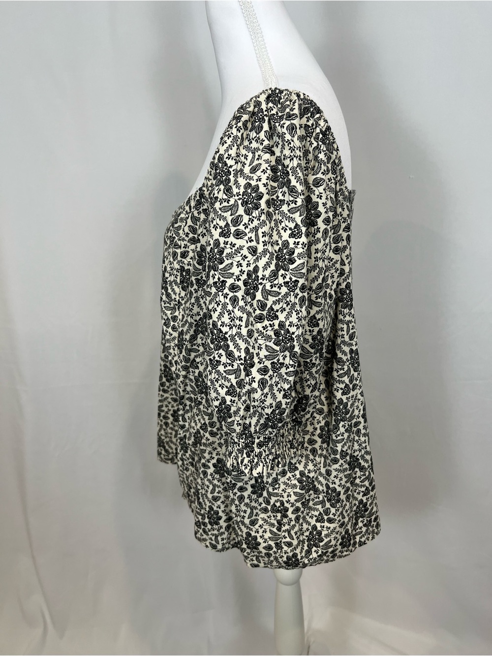a.n.a Black Floral Cream Square-Neck Blouse - Picture 6 of 11